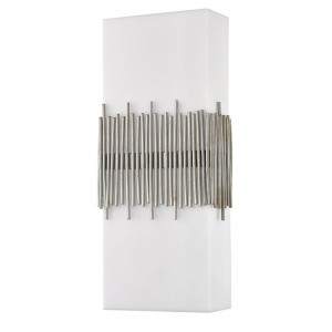 การต้อนรับเข้าใกล้ผนังของโรงแรมพร้อมกับเสร็จสิ้นซิลิเวอร์โบราณและเฉดสีอะคริลิคสี่เหลี่ยมที่โรงแรมทั่วไปห้องพัก